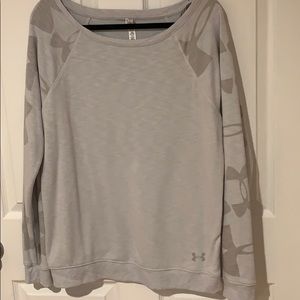 Women’s under armour sweatshirt